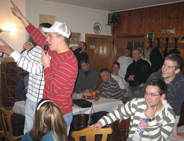 FB 08 Weihnachtsfeier