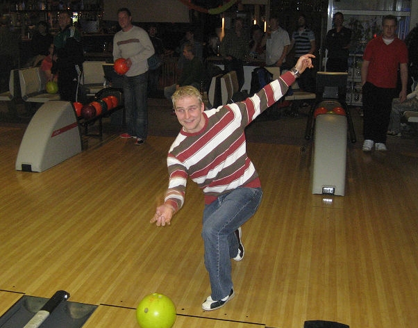 FB 09 Bowling
